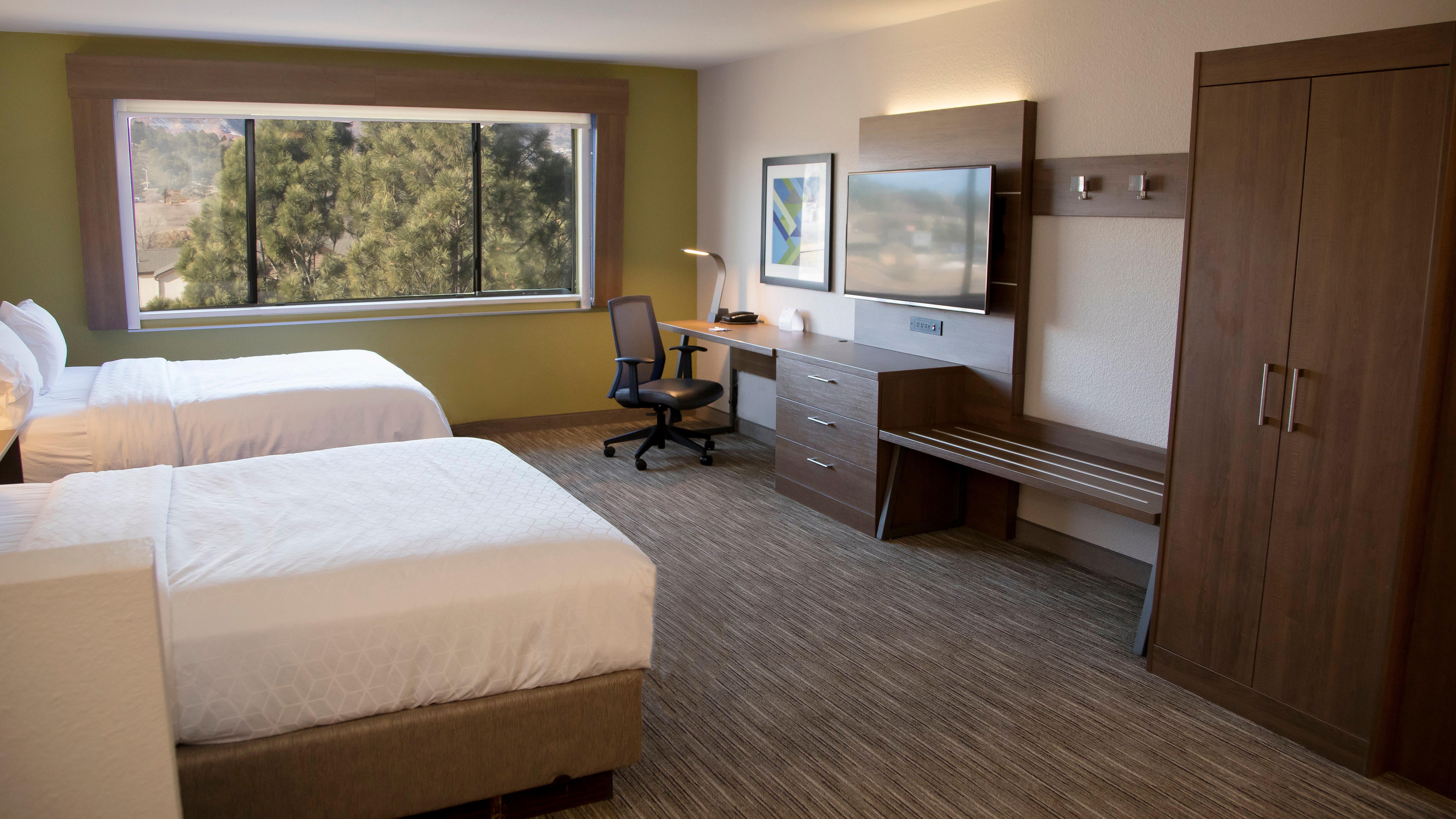 Holiday Inn Express & Suites Colorado Springs North By Ihg Exterior photo